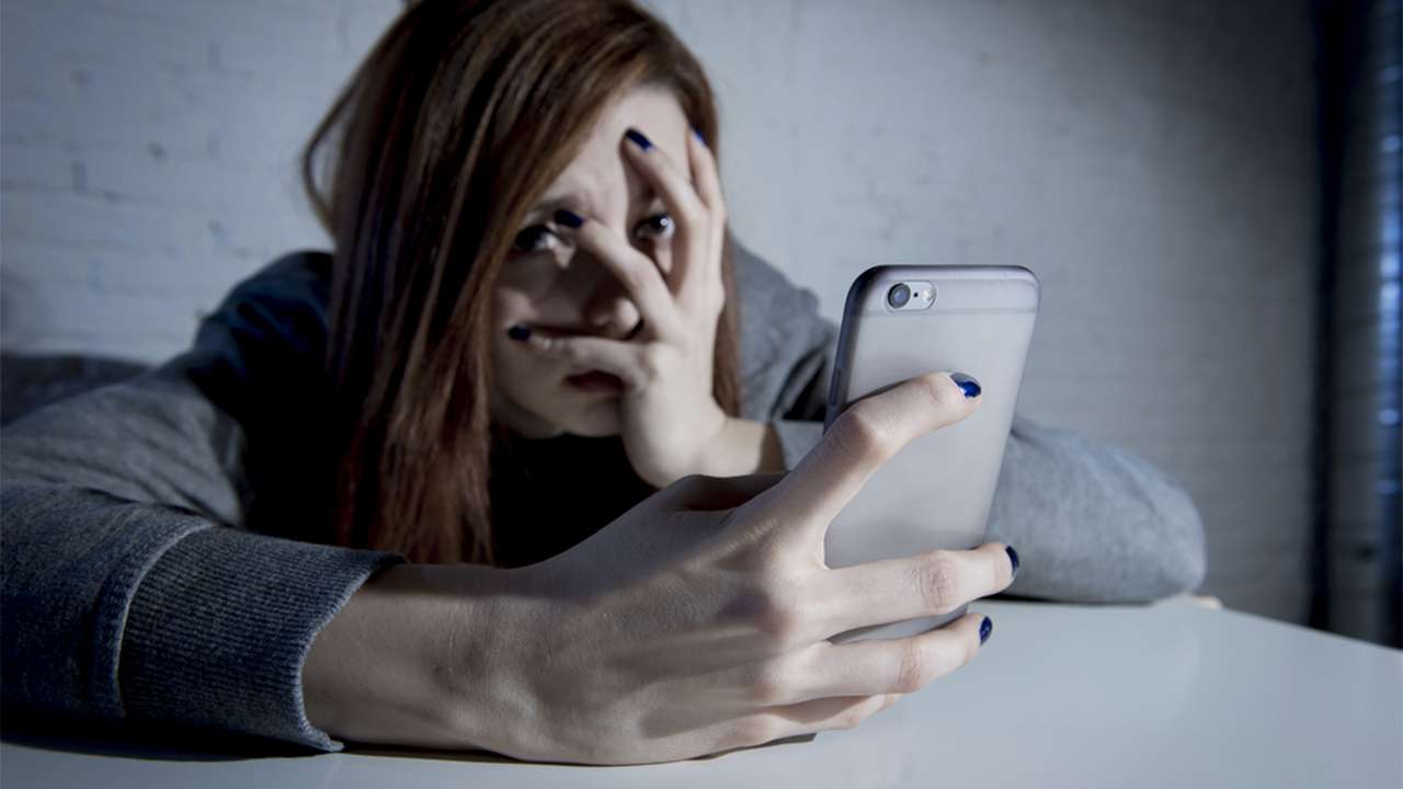 Korkutan araştırma: Akıllı telefonlar intihara mı sürüklüyor?