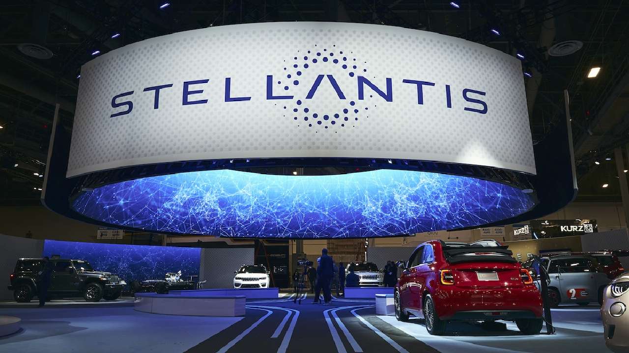 Stellantis büyümeye devam ediyor: Şirketten dev ek yatırım!