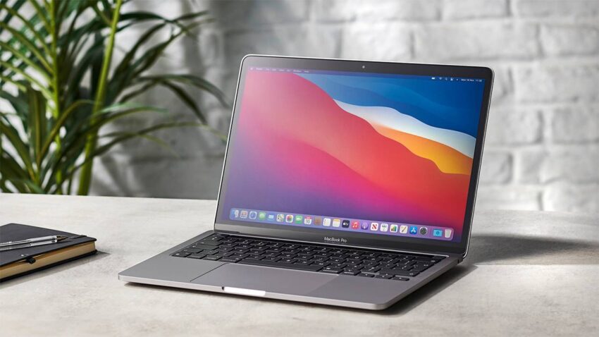 M2 işlemcili MacBook Pro ön sipariş tarihi belli oldu