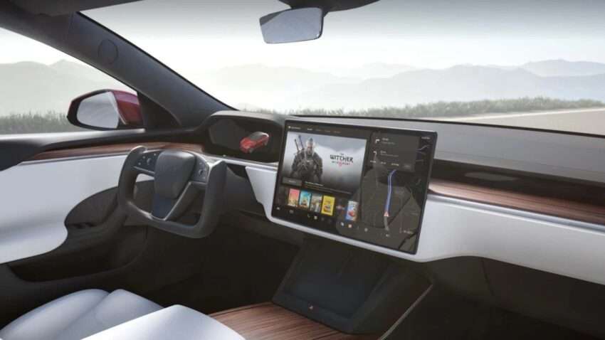 Tesla, Araç Titreşimine Dayanıklı 350 Dolarlık SSD Satmaya Başladı