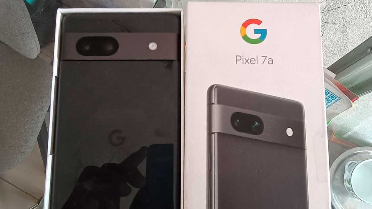 Google Pixel 7A 1