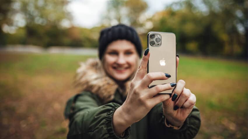 Selfie sevenler buraya: En iyi ön kameraya sahip akıllı telefonlar!