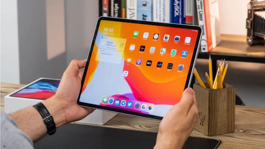 Apple’dan büyük ekranlı iPad bekleyenlere kötü haber!