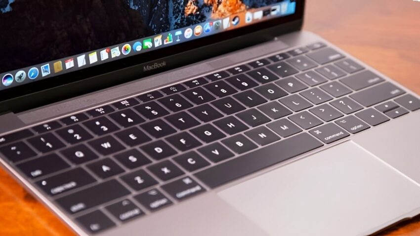Lansmandan hemen sonra: Apple, M2 MacBook Pro’yu sildi!