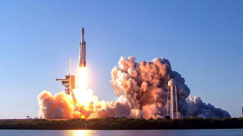 SpaceX, Falcon Heavy Roketi’nin yeni fırlatma tarihini açıkladı!