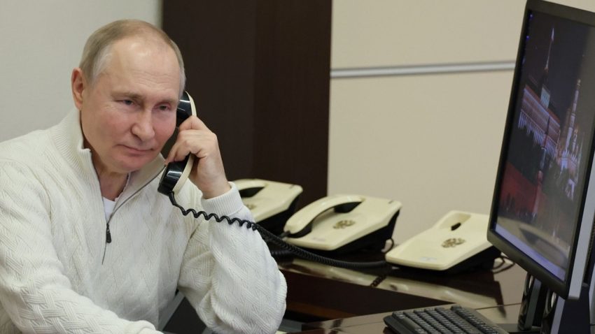 Putin istedi! Rusya, Xbox ve PlayStation’a rakip oluyor