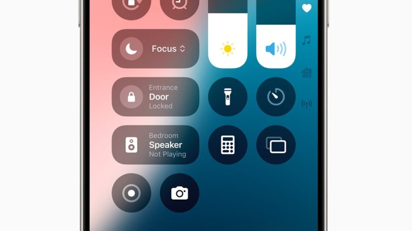 iOS 18, iPhone El Feneri Kontrollerini Artırıyor