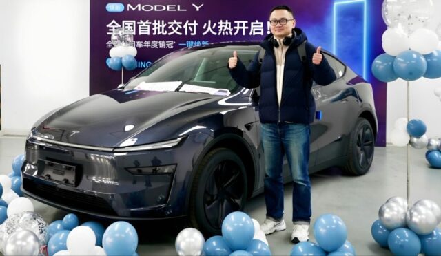 ilk-tesla-model-y-juniper8217lar-sahiplerine-teslim-edildi-90624