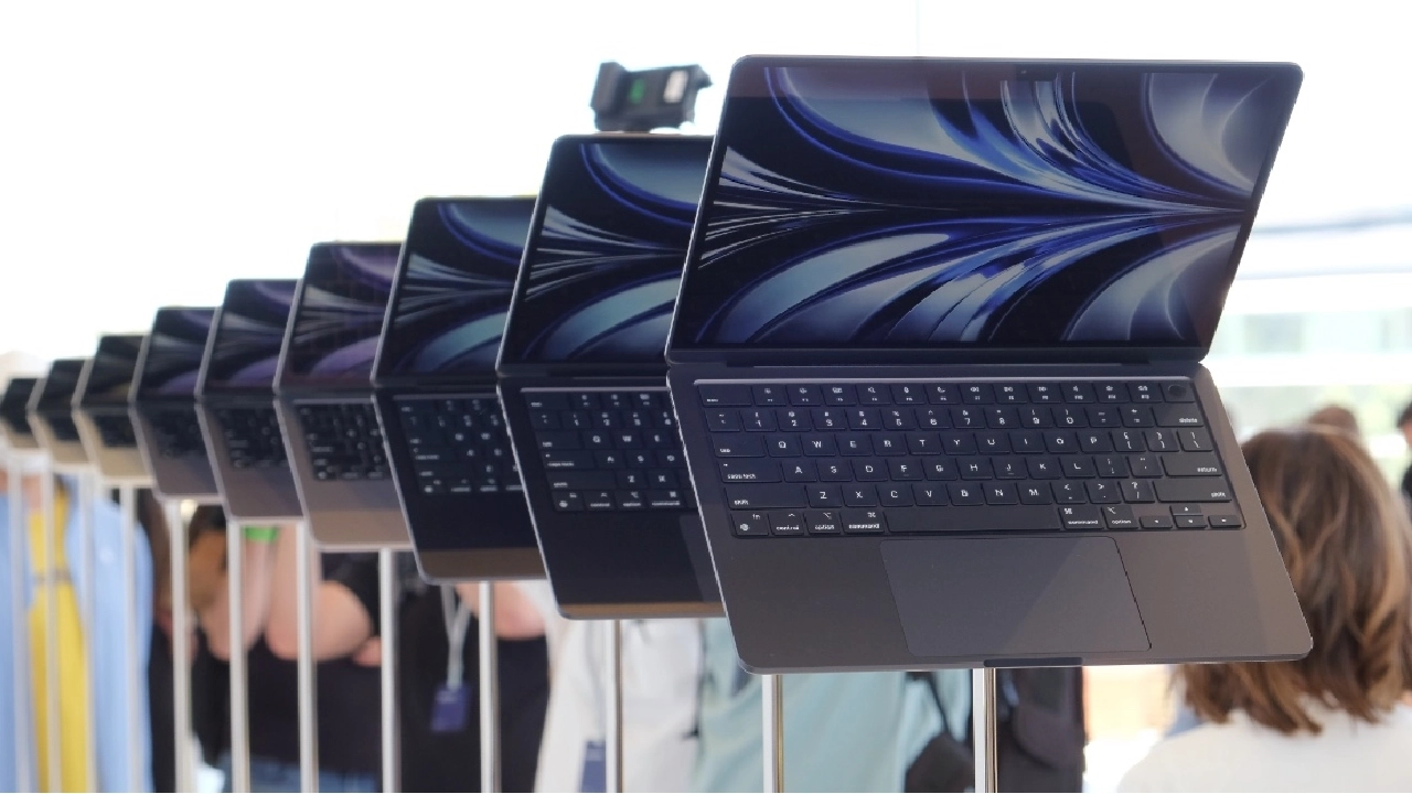 M4 işlemcili MacBook Air bekleyenlere müjde: Tarih ortaya çıktı!