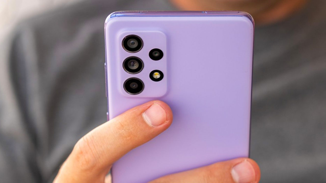 Samsung’dan popüler telefonu için güncelleme müjdesi!