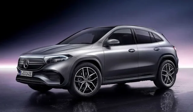 Mercedes, bu elektrikli SUV modellerini geri çağırdı!