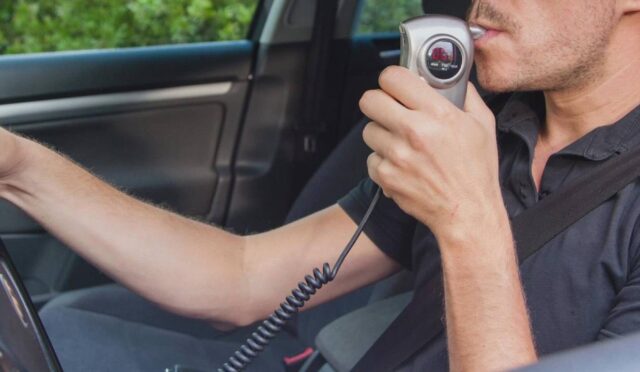 resmi-gazete8217de-yayinlandi-sifir-araclara-alkol-testiyle-calisma-zorunlugu-geldi-15980