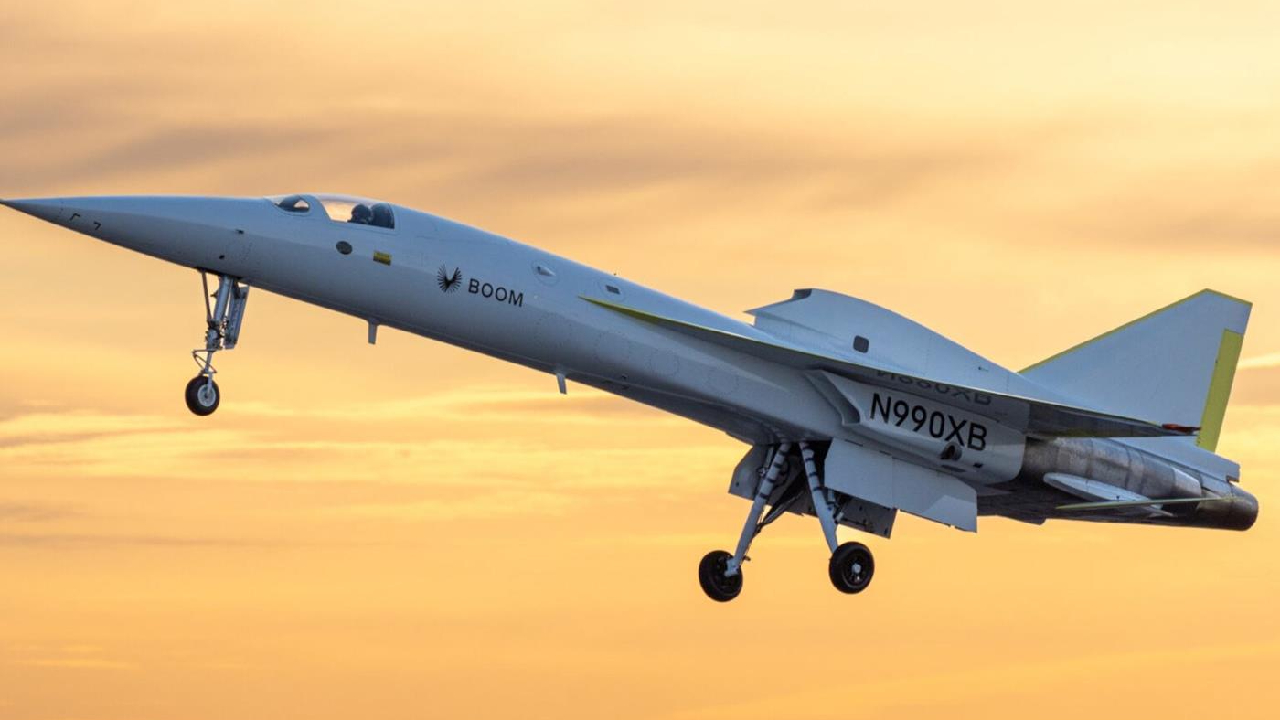 Süpersonik jet XB-1, ses hızını geçti: NASA, ses bariyerinin kırılışını görüntüledi!