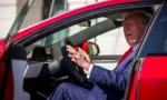 trump-tesla8217ya-yonelik-siddet-olaylarini-elestirdi-67262