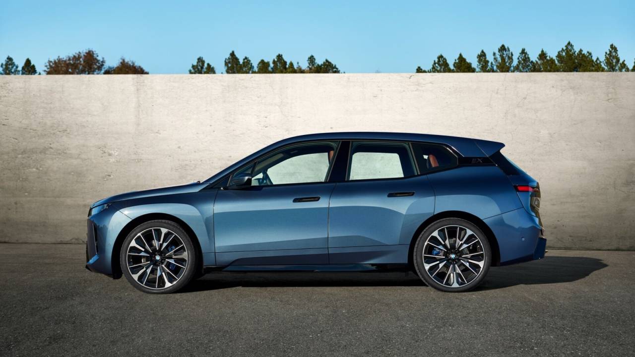 Yeni BMW iX serisi Türkiye’de satışa çıktı! Fiyatı ve özellikleri