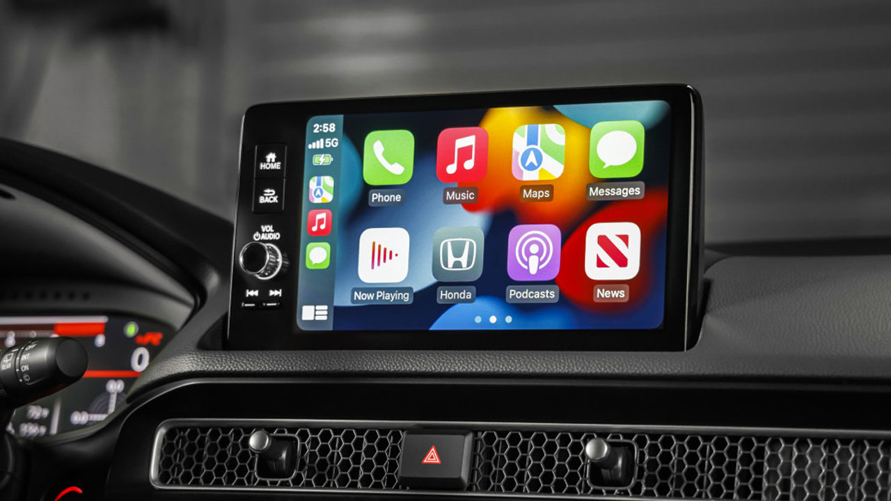 iOS 18.4, CarPlay’de bağlantı sorununa yol açtı!