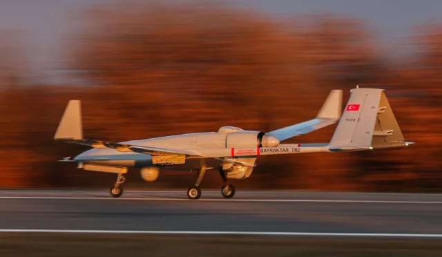 yenilenen-bayraktar-tb2t-ai-kimsenin-yapamadigini-yapti-38745